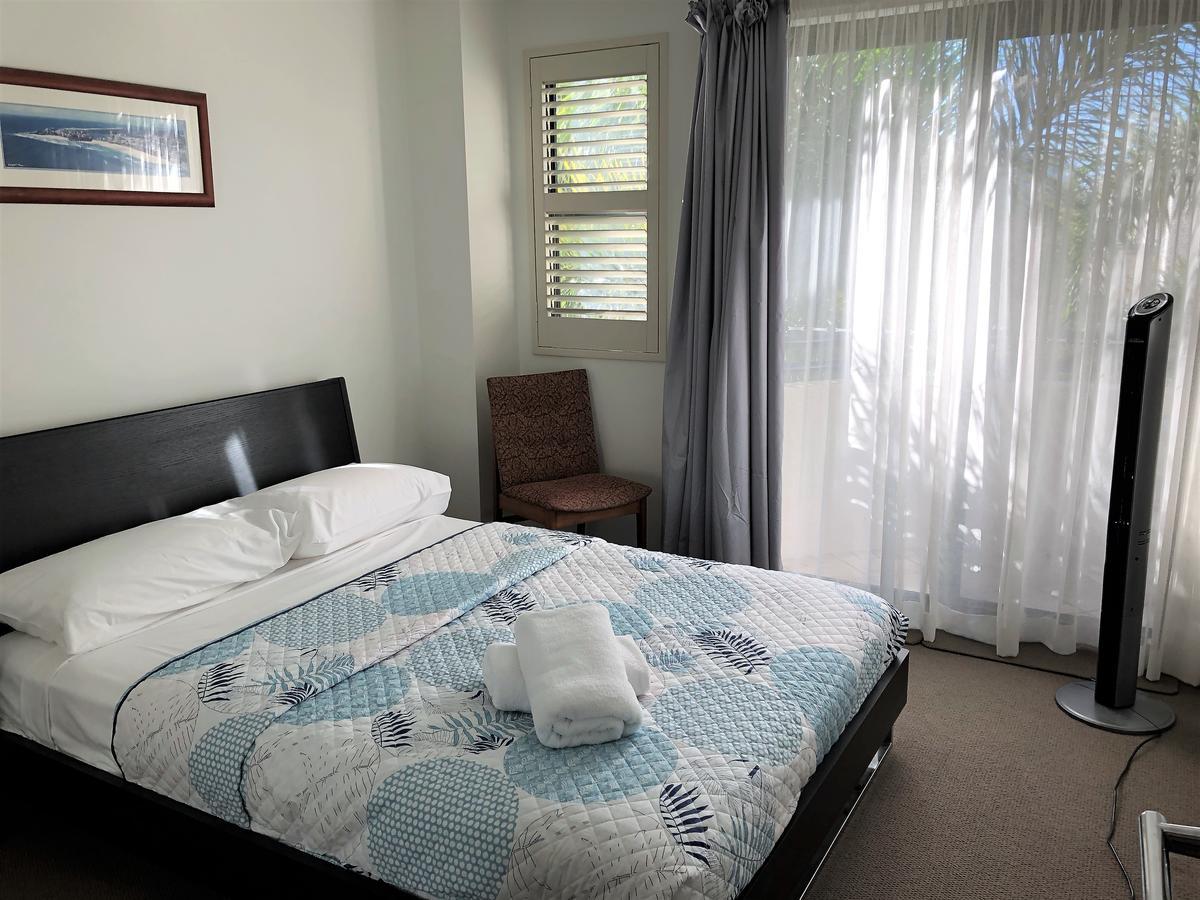 แซนด์คาสเซิลส์ ออน เดอะ บรอดวอเทอร์ Aparthotel โกลด์โคสต์ ภายนอก รูปภาพ