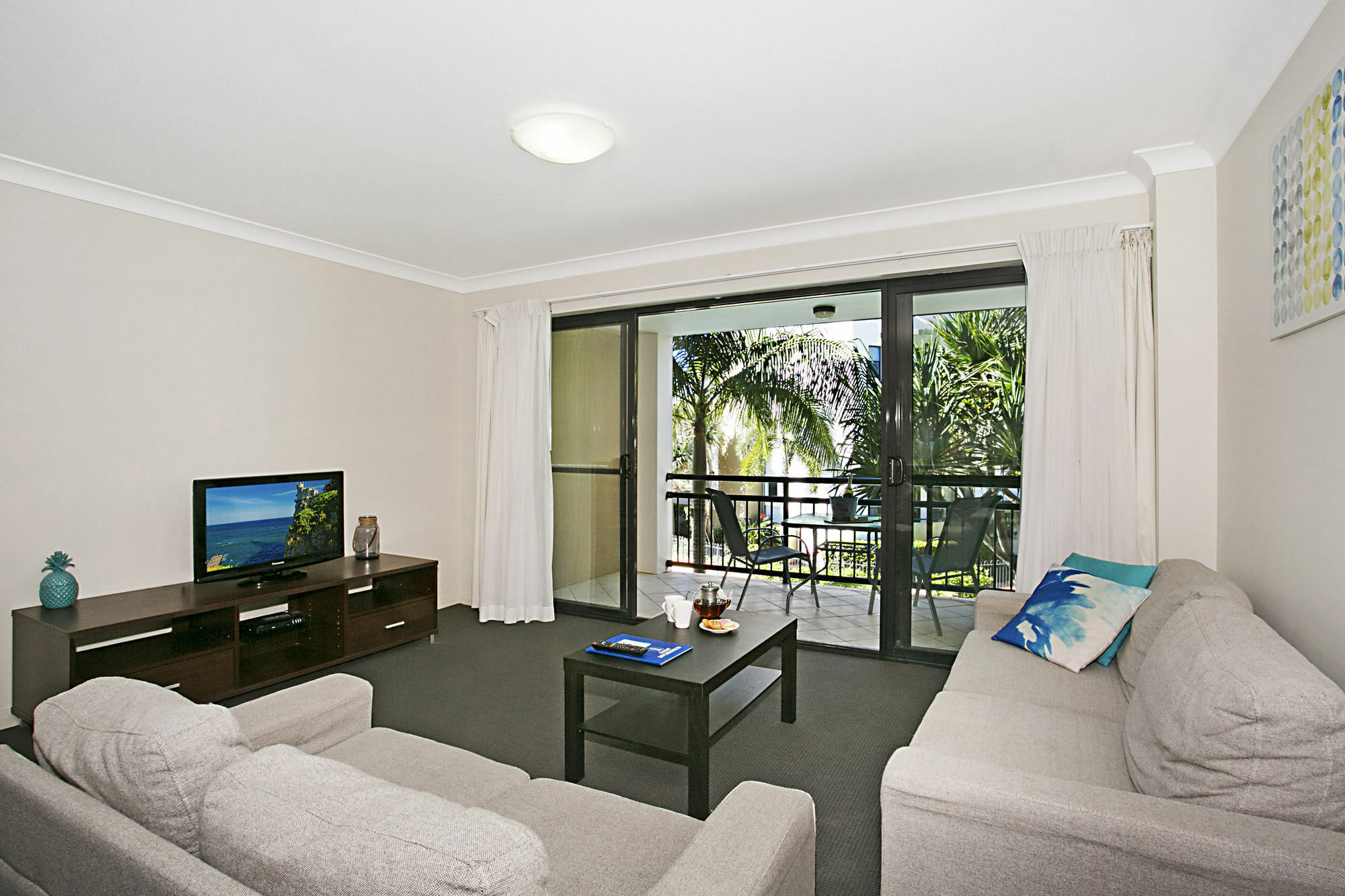 แซนด์คาสเซิลส์ ออน เดอะ บรอดวอเทอร์ Aparthotel โกลด์โคสต์ ภายนอก รูปภาพ